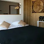What Else Hotell