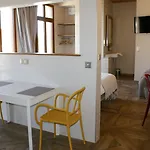 Hotell What Else