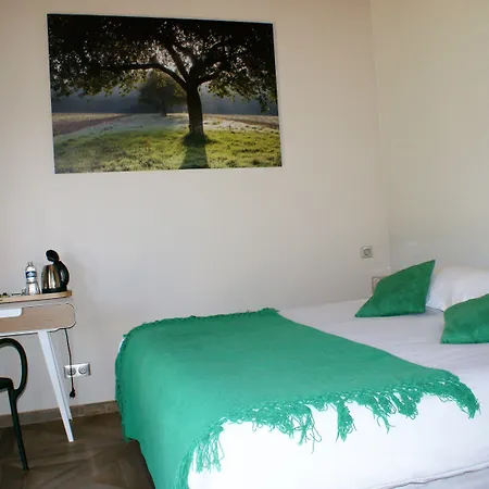 Aparthotel What Else 3*