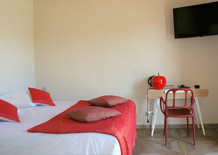 What Else Hotel Saint-Vulbas