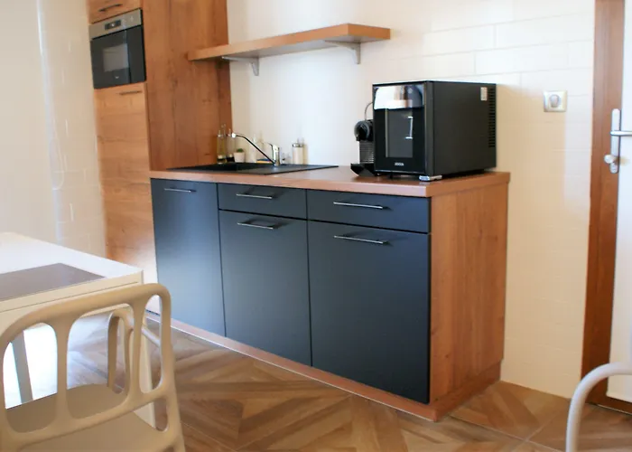 What Else Hotel Saint-Vulbas